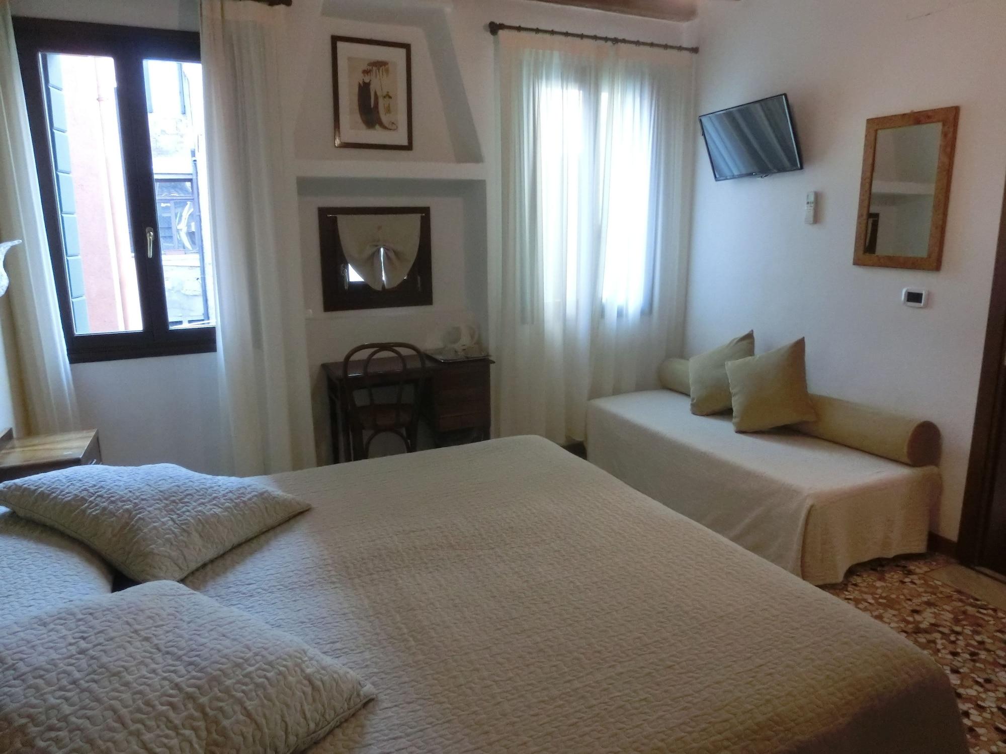 Locanda Art Deco Venice Luaran gambar