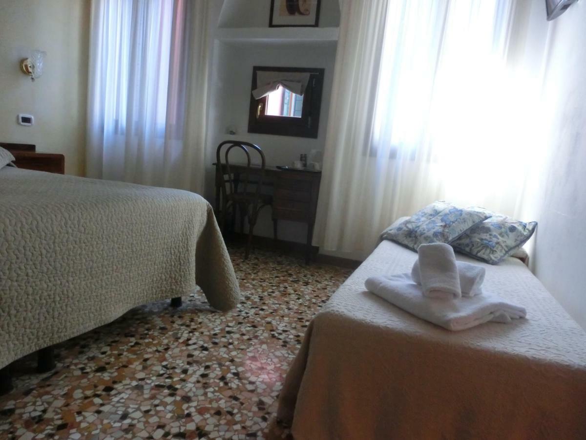 Locanda Art Deco Venice Luaran gambar